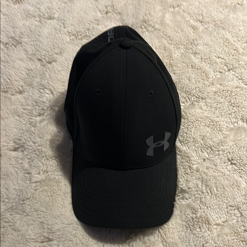 Under Armour Black and Gray Logo Cap - Picture 1 of 4